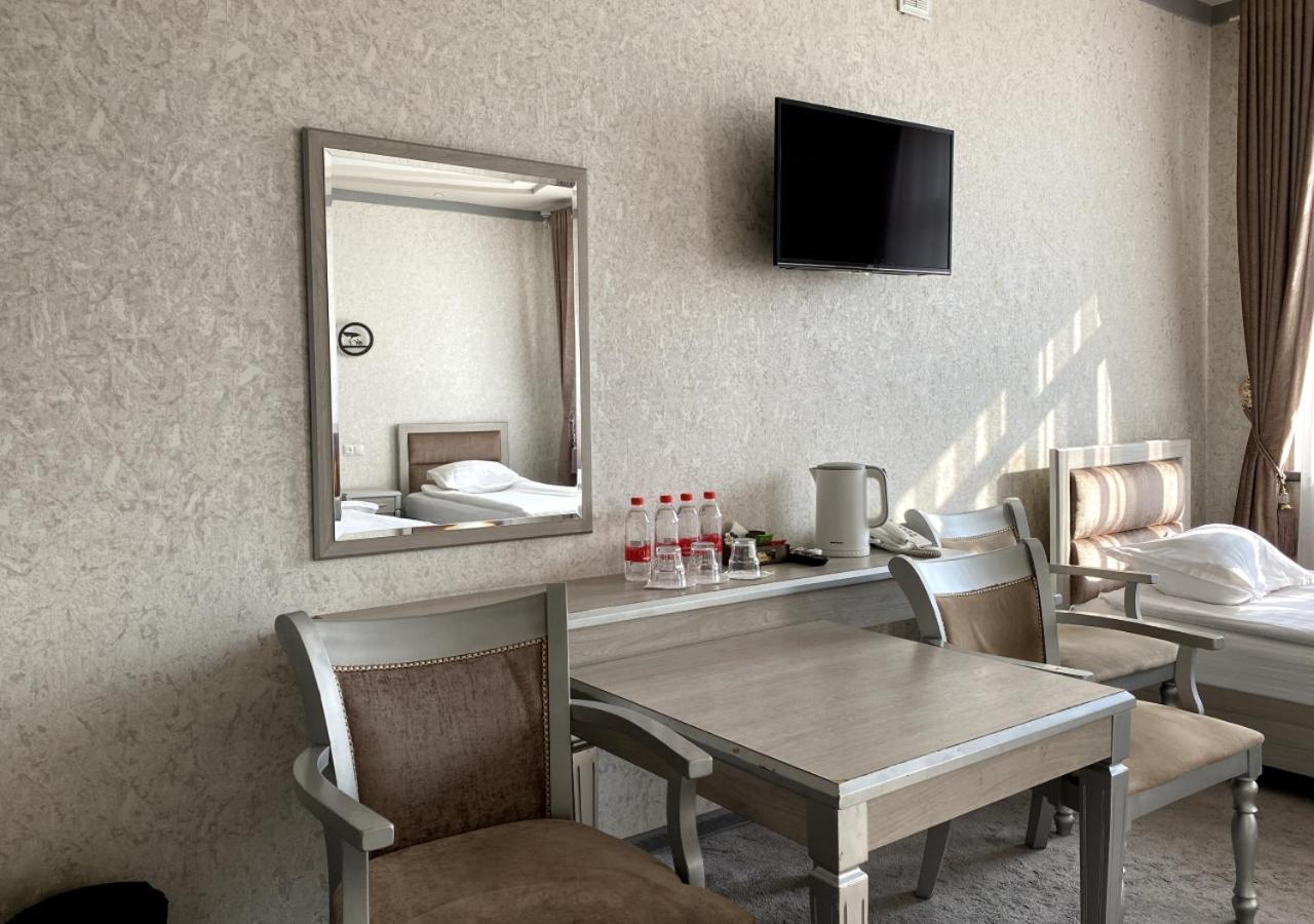 Diyor Hotel Marghilon Εξωτερικό φωτογραφία