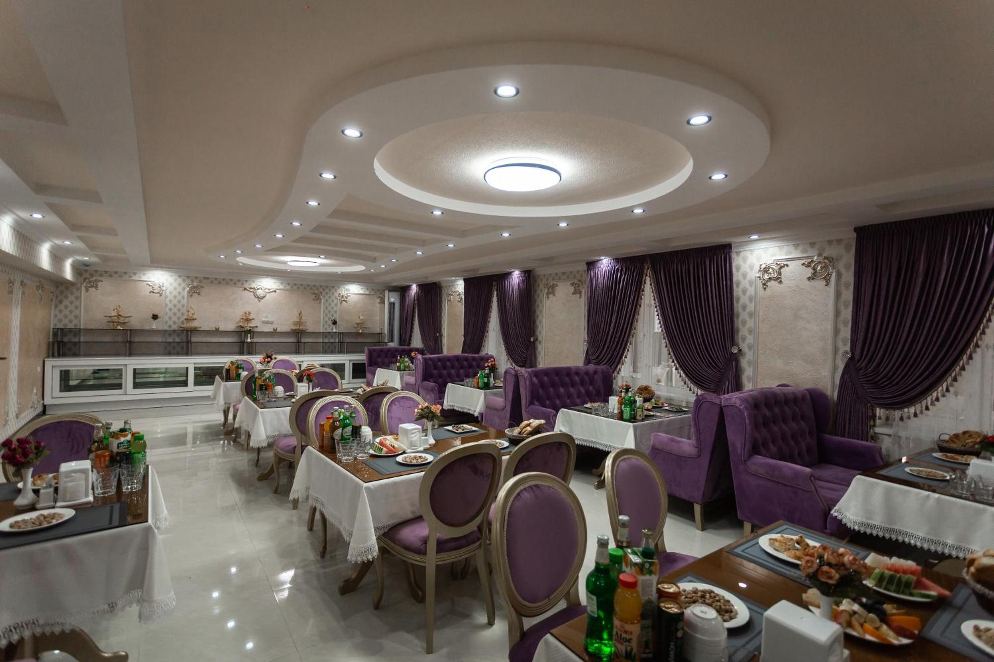 Diyor Hotel Marghilon Εξωτερικό φωτογραφία